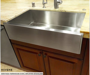 Heritage Farmhouse Sink - Brushed Stainless