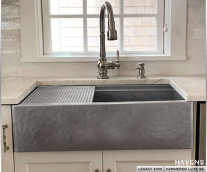 Legacy Farmhouse Sink - Luxe Hammered