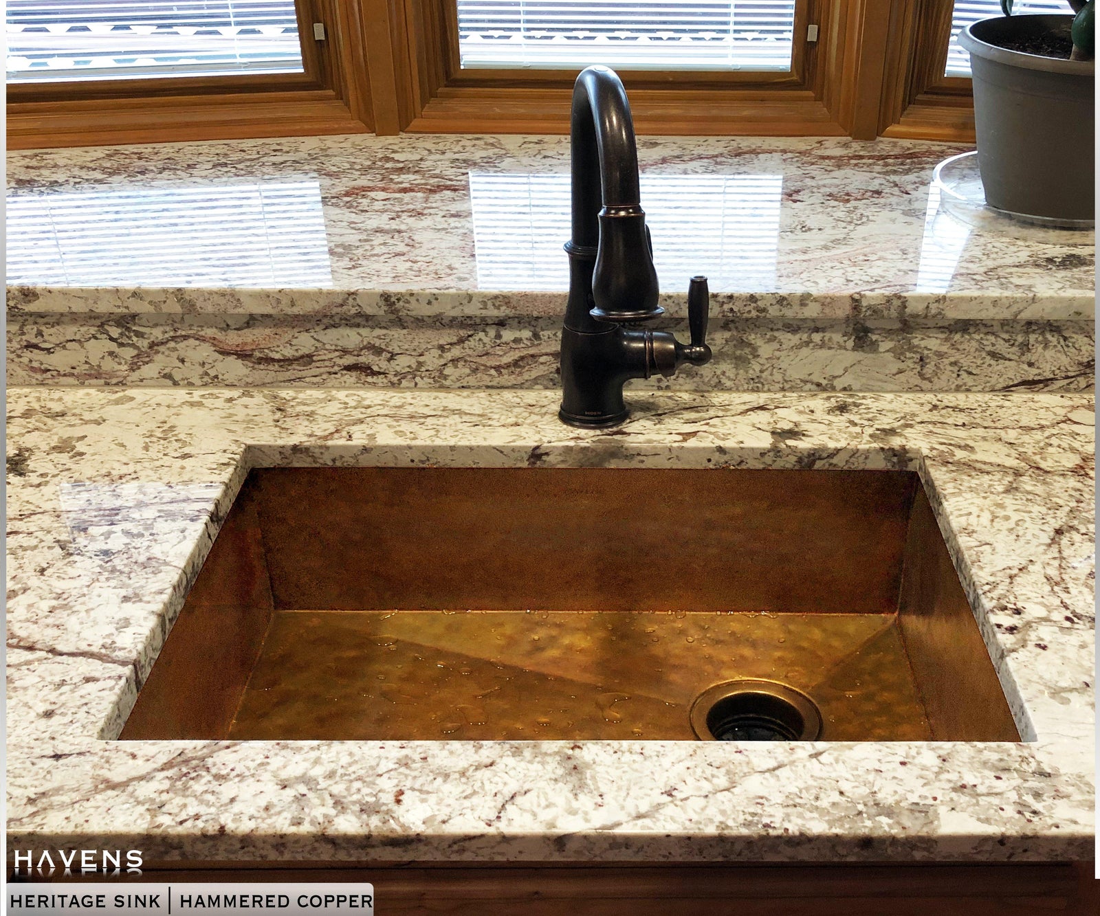 Heritage - Heritage Sink - Hammered Copper